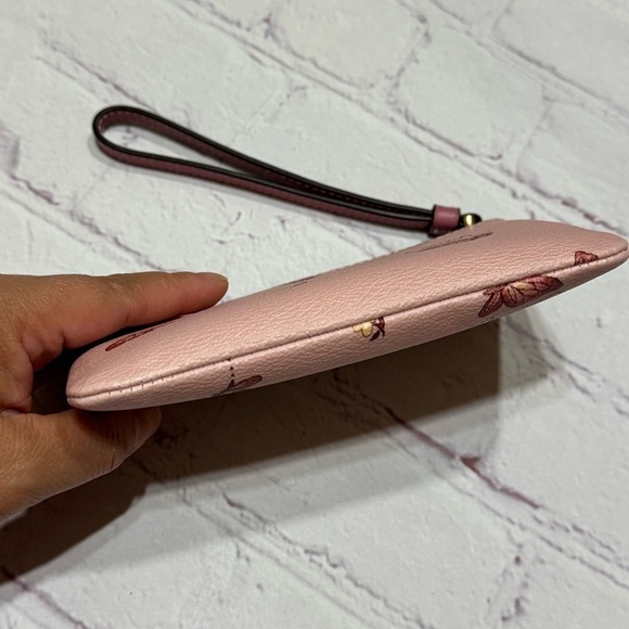 COACH Corner Zip Wristlet In Pink Signature Canvas With ButterFly Print nwt - Picture 5 of 10